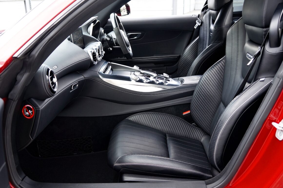 Professional mobile car wash and vehicle valeting services in Marchwood by GiroClean Auto Detailing.