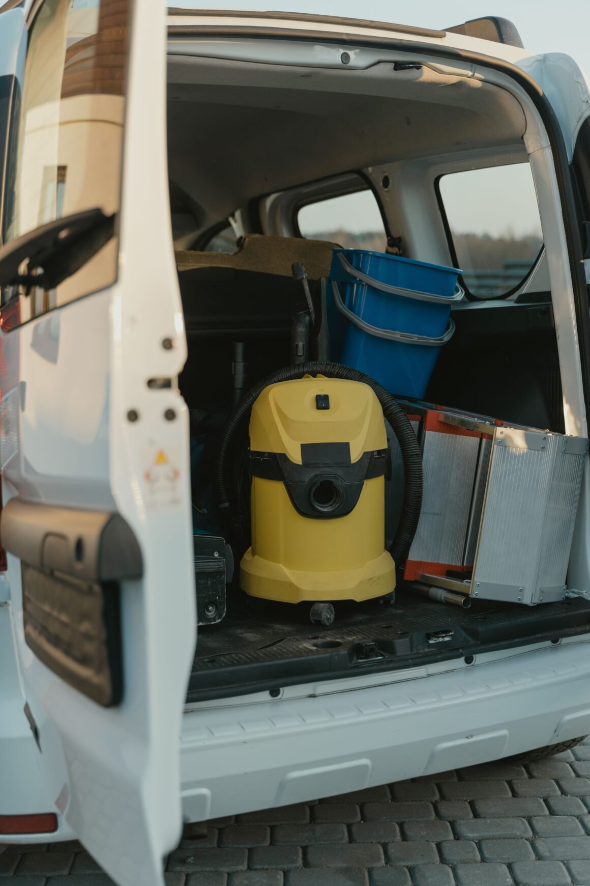 Mobile Car Valeting in Hedge End | Professional Vehicle Care at Your Door | GiroClean Auto Detailing Professional mobile car valeting service in Hedge End by GiroClean Auto Detailing